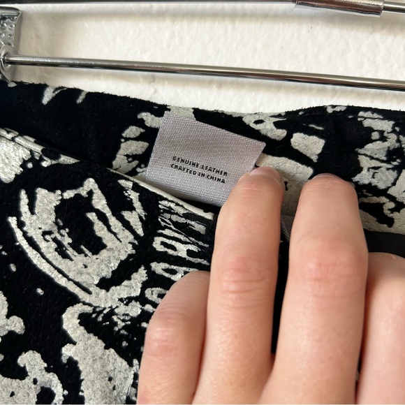 Vintage Y2K Wilson leather suede graffiti all over print low rise flare pants - Picture 5 of 6